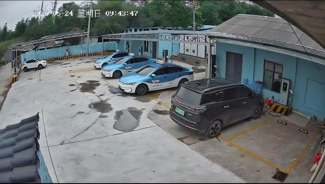 中科智充绛州古城充电站 (14).jpg